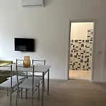 Centro Piazza Manzoni Wi Fi Gratuito Moderno * レッコ
