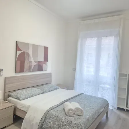 Centro Piazza Manzoni Apartment *