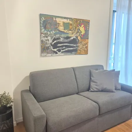 Apartment Centro Piazza Manzoni Lecco