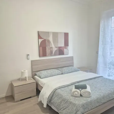 Centro Piazza Manzoni Apartment