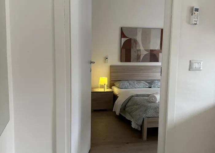 Centro Piazza Manzoni Wi Fi Gratuito Moderno * Лекко