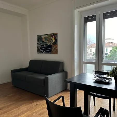 公寓 Centro Piazza Manzoni Wi Fi Gratuito Moderno 莱科
