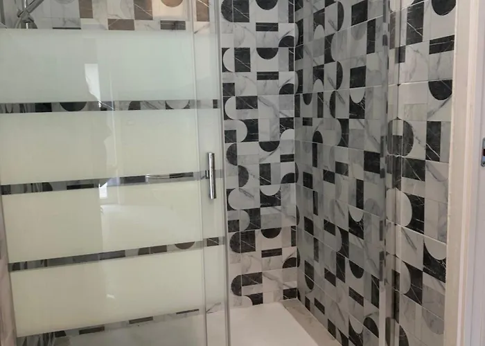 Centro Piazza Manzoni Wi Fi Gratuito Moderno 莱科