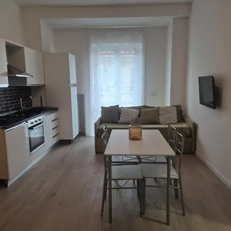 Apartament Centro Piazza Manzoni Wi Fi Gratuito Moderno